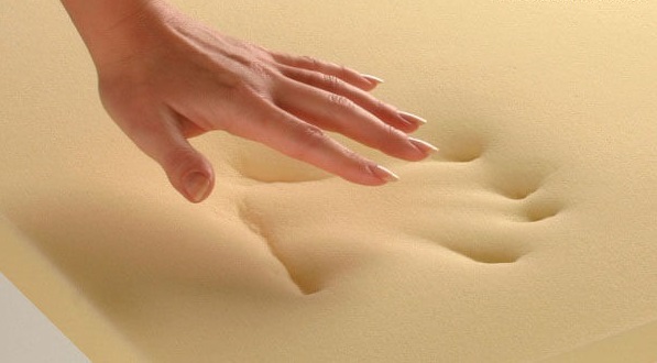 فوم سرد بهتر است یا اسفنج؟